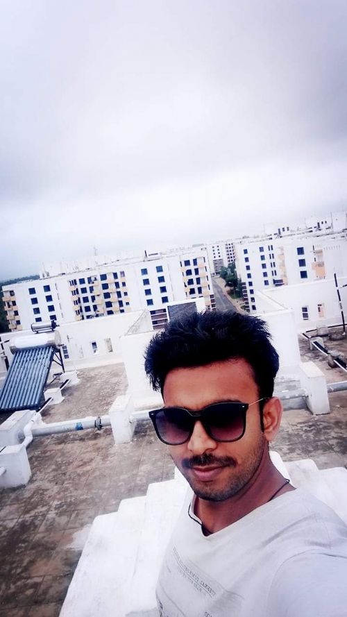 Profile photograph of Thiyagi